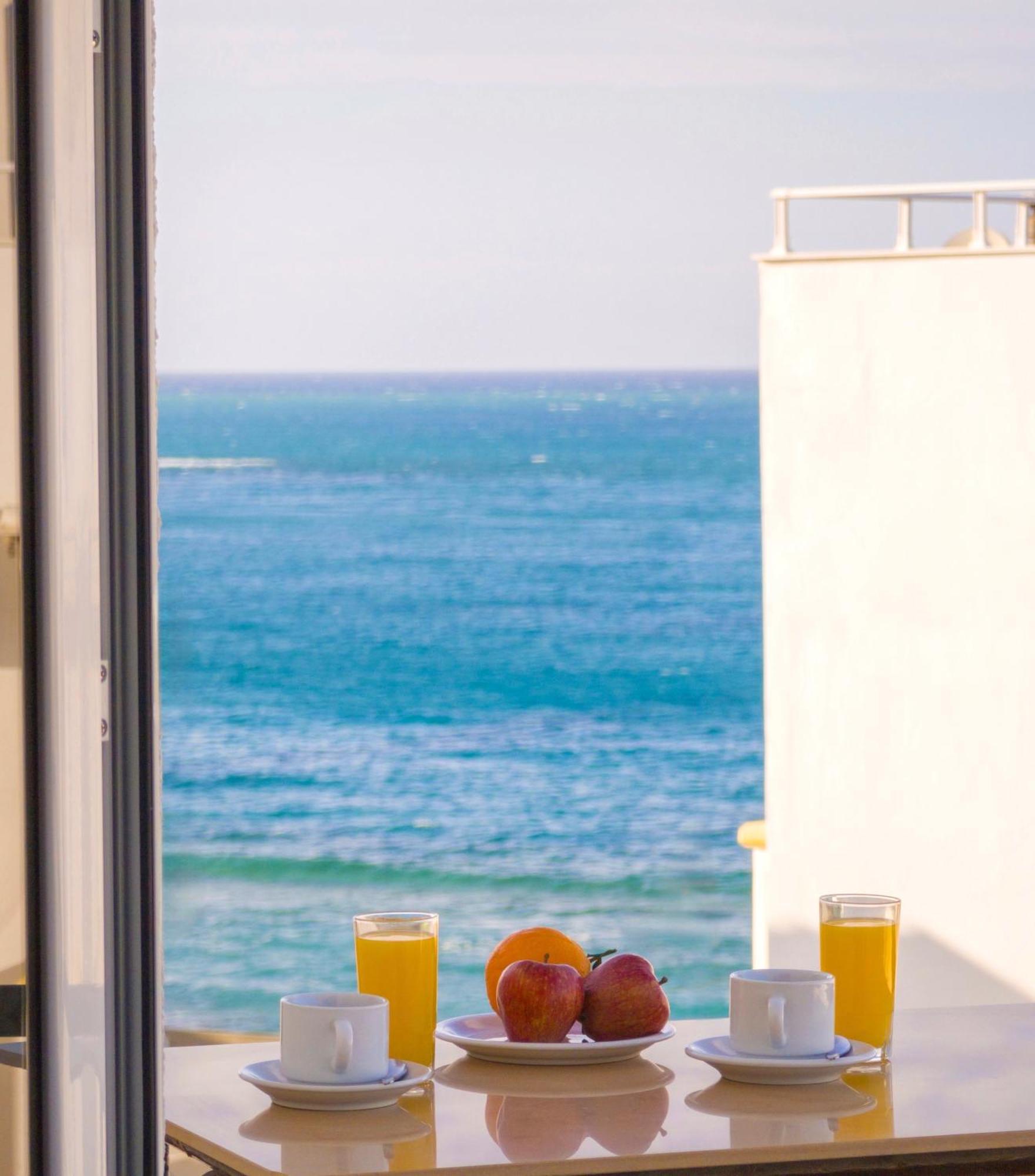 Simple Hotel Hersonissos Blue 外观 照片