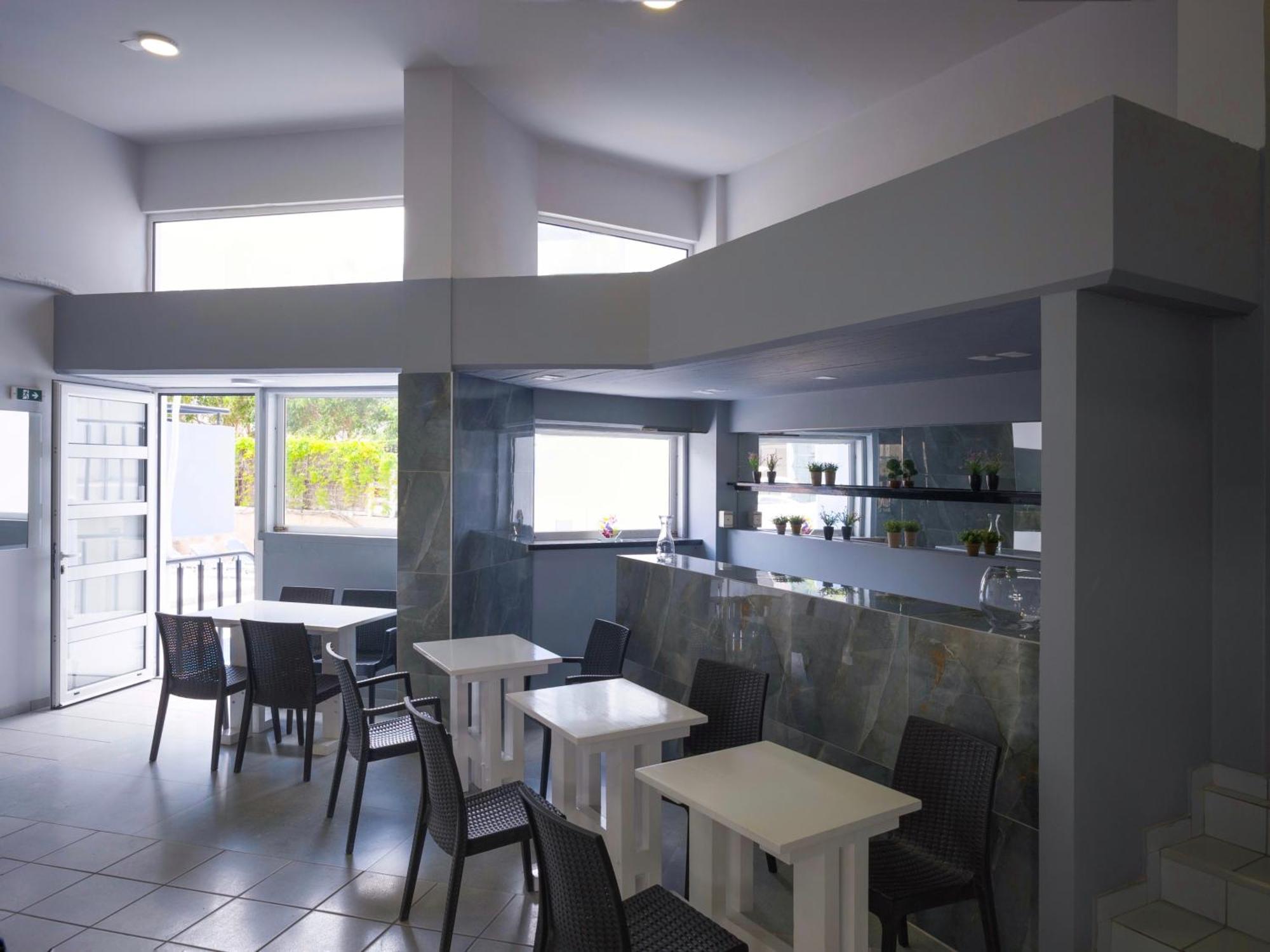 Simple Hotel Hersonissos Blue 外观 照片