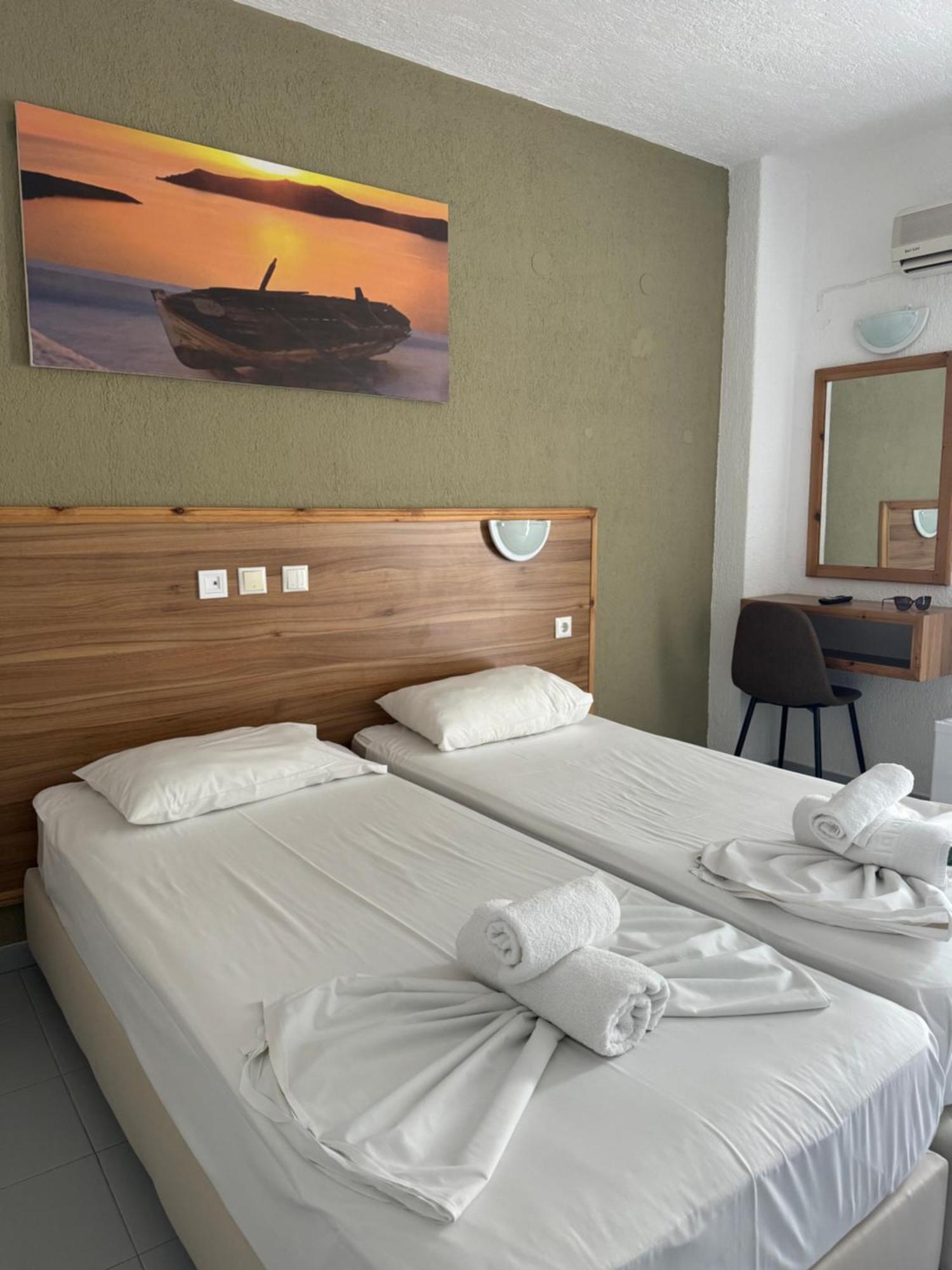 Simple Hotel Hersonissos Blue 外观 照片